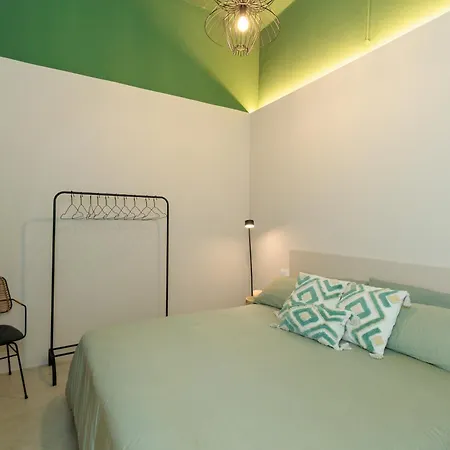 Vv Isleta Urban House 