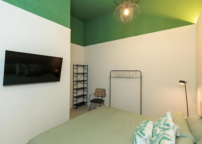 Vv Isleta Urban House 